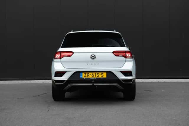Volkswagen T-Roc (2019) thumbnail 4