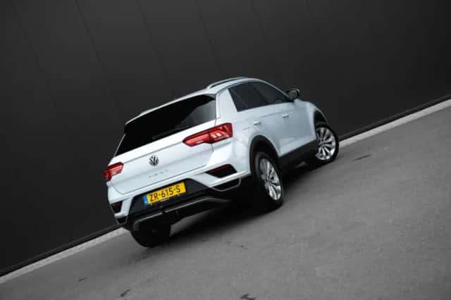 Volkswagen T-Roc (2019) thumbnail 8
