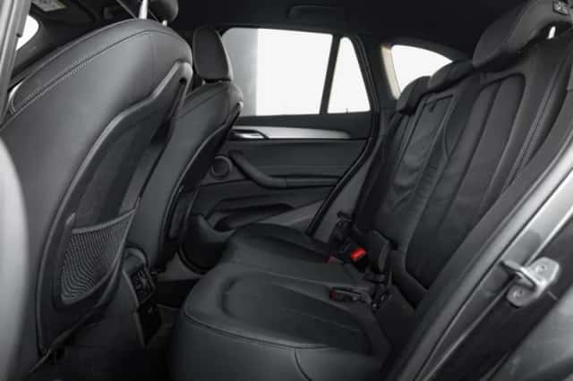 BMW X1 (2022) thumbnail 11