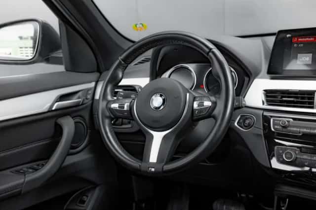 BMW X1 (2022) thumbnail 13