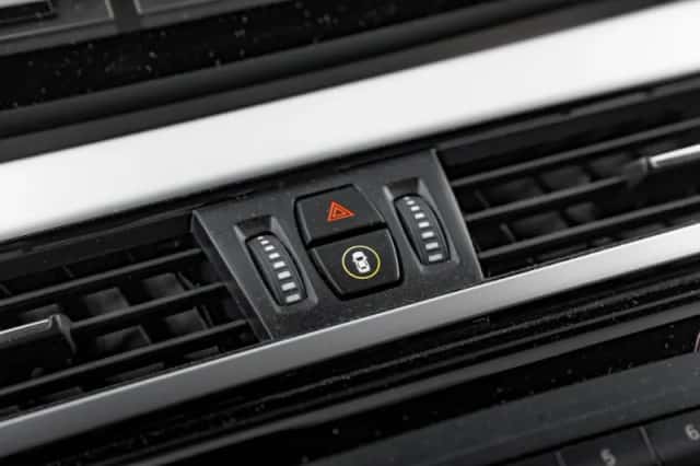BMW X1 (2022) thumbnail 23