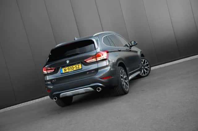 BMW X1 (2022) thumbnail 8