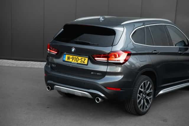 BMW X1 (2022) thumbnail 9
