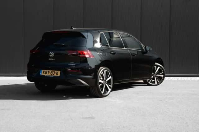 Volkswagen Golf (2026) thumbnail 2