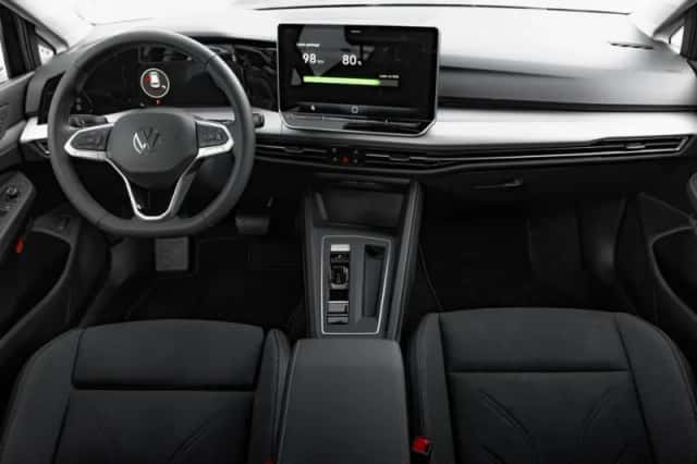 Volkswagen Golf (2026) thumbnail 11