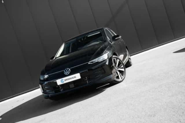 Volkswagen Golf (2026) thumbnail 3