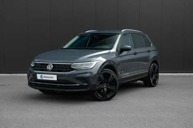 Volkswagen Tiguan (2021) thumbnail 1