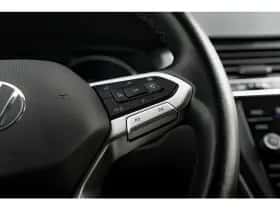 Volkswagen Tiguan (2021) thumbnail 16