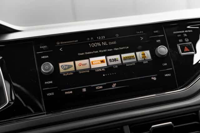 Volkswagen Polo (2022) thumbnail 23