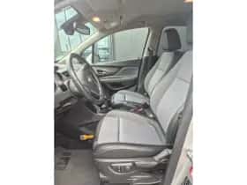 Opel Mokka (2016) thumbnail 3