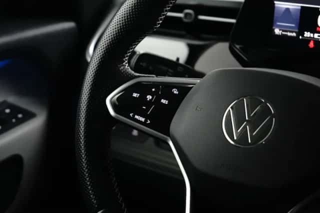 Volkswagen ID. Buzz (2022) thumbnail 11