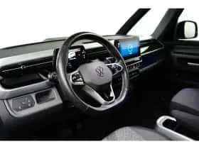 Volkswagen ID.Buzz Bus (2022) thumbnail 17