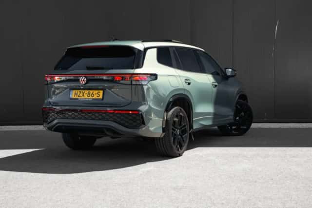Volkswagen Tayron (2025) thumbnail 2