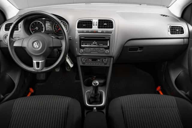 Volkswagen Polo (2013) thumbnail 11