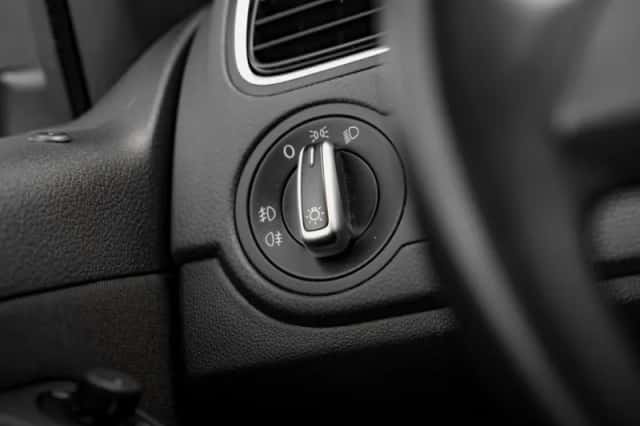 Volkswagen Polo (2013) thumbnail 15