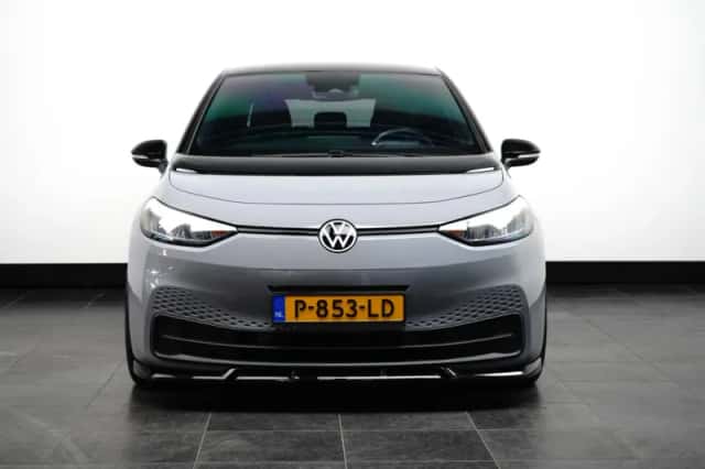 Volkswagen ID.3 (2021) thumbnail 2