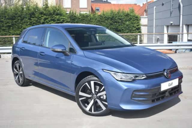 Volkswagen Golf (2026) thumbnail 2