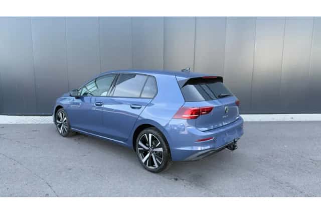 Volkswagen Golf (2026) thumbnail 2