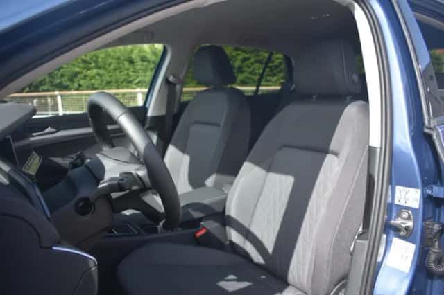Volkswagen Golf (2026) thumbnail 7