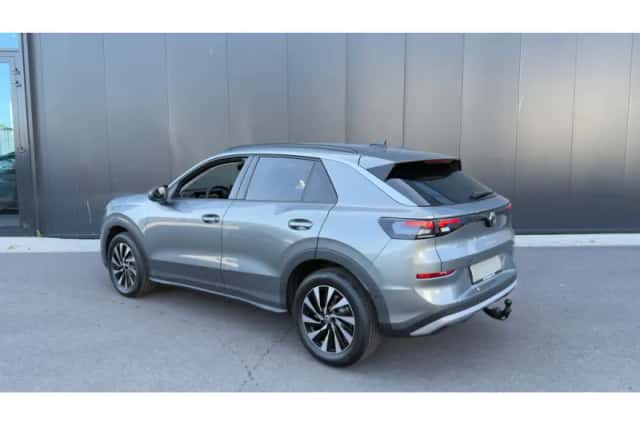 Volkswagen T-Roc (2026) thumbnail 2