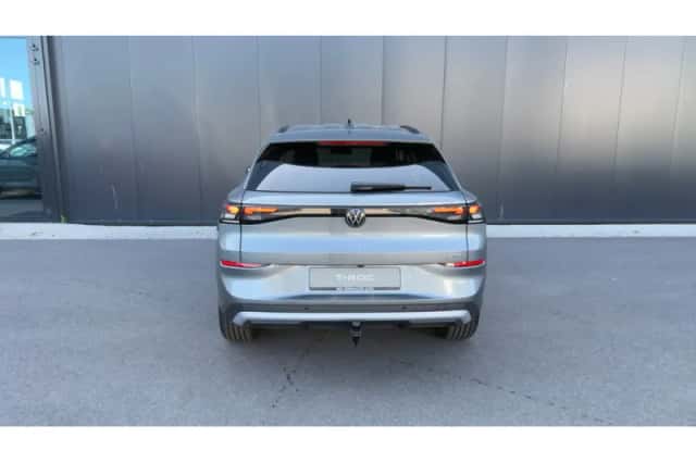 Volkswagen T-Roc (2026) thumbnail 3