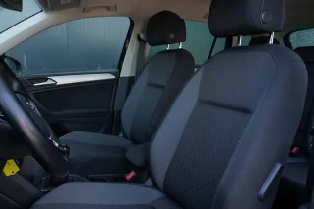 Volkswagen Tiguan (2020) thumbnail 4