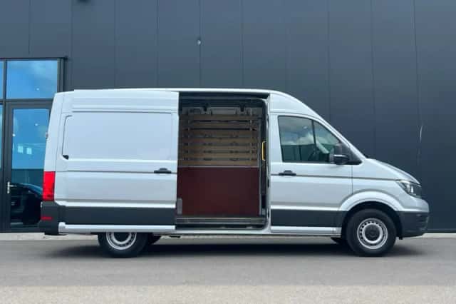 Volkswagen Crafter (2020) thumbnail 4
