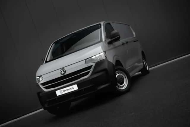 Volkswagen E-Transporter (2025) thumbnail 3