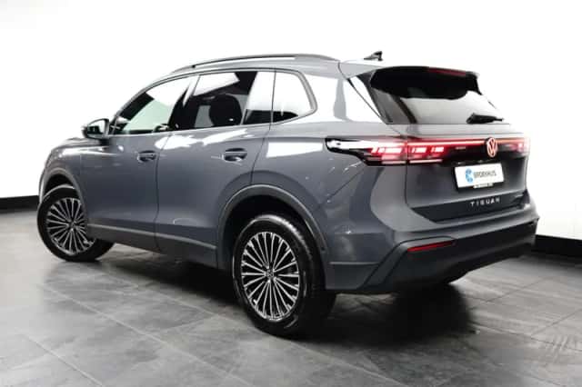 Volkswagen Tiguan (2026) thumbnail 5