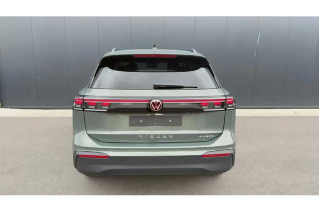 Volkswagen Tiguan (2026) thumbnail 3