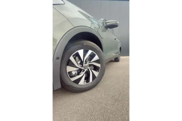 Volkswagen Tiguan (2026) thumbnail 4