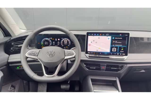 Volkswagen Tiguan (2026) thumbnail 6