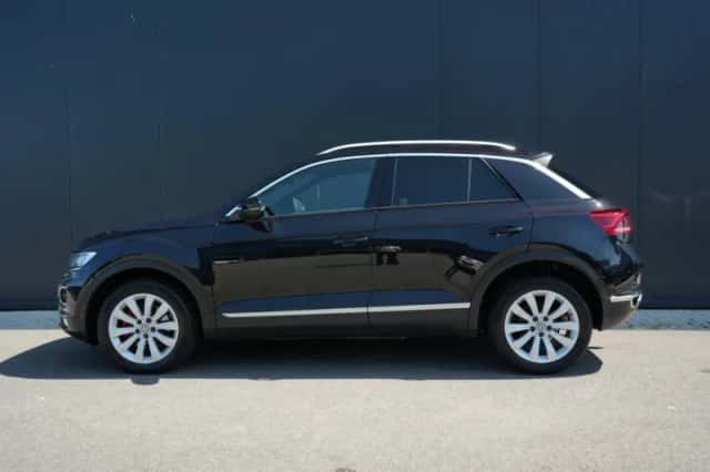 Volkswagen T-Roc (2018) thumbnail 3