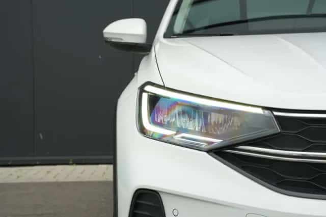 Volkswagen Taigo (2022) thumbnail 3