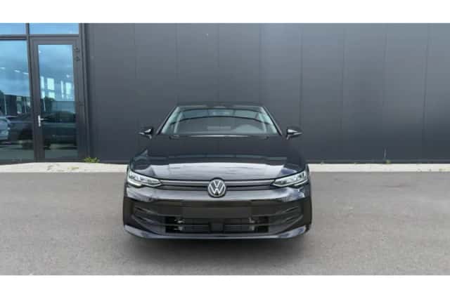 Volkswagen Golf (2026) thumbnail 3