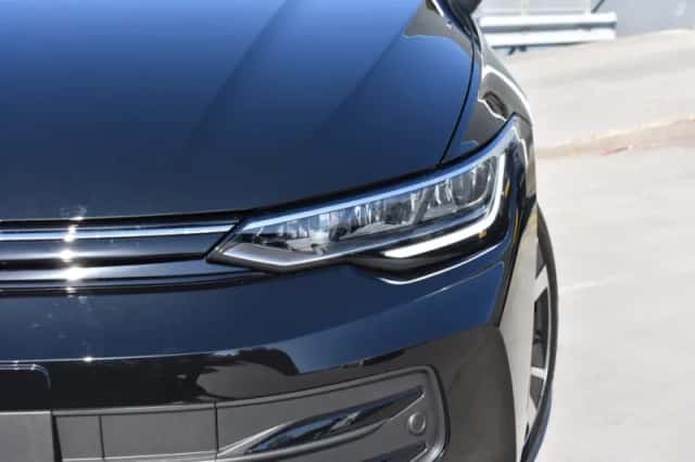 Volkswagen Golf (2026) thumbnail 5