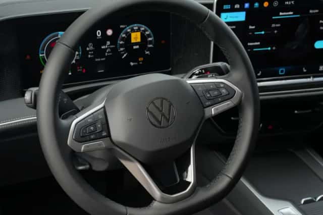 Volkswagen Passat (2026) thumbnail 5