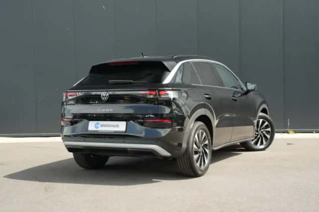 Volkswagen T-Roc (2026) thumbnail 6