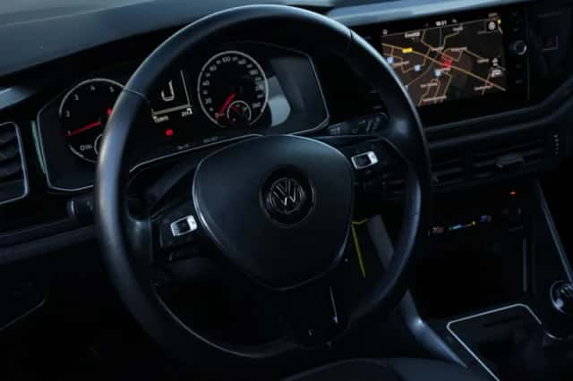 Volkswagen Polo (2018) thumbnail 5