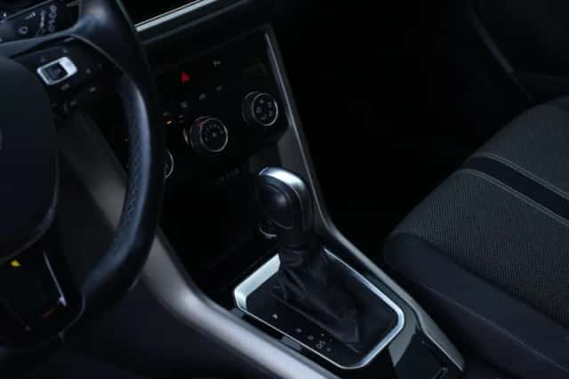 Volkswagen T-Roc (2021) thumbnail 6