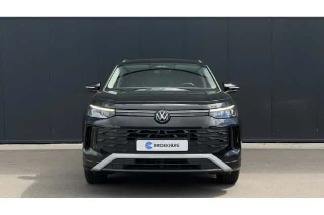 Volkswagen Tayron (2025) thumbnail 2