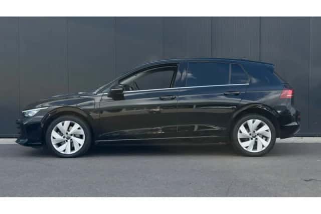 Volkswagen Golf (2025) thumbnail 3