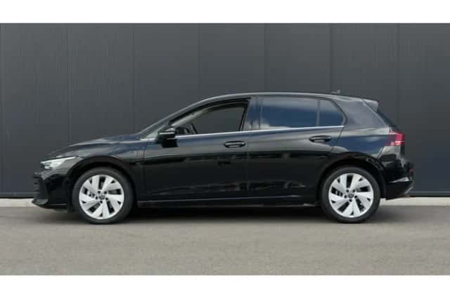 Volkswagen Golf (2025) thumbnail 4