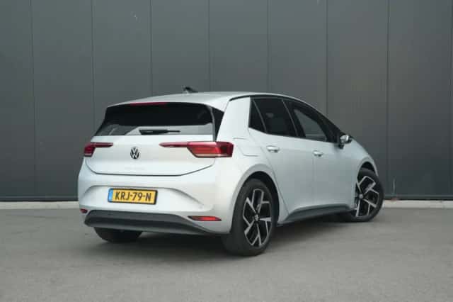 Volkswagen ID.3 (2026) thumbnail 3