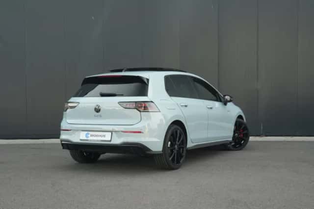 Volkswagen Golf (2026) thumbnail 2