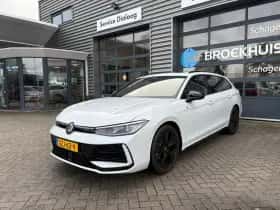 Volkswagen Passat (2025) thumbnail 11