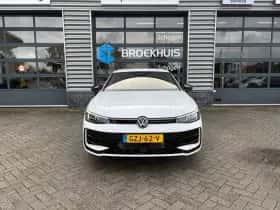 Volkswagen Passat (2025) thumbnail 12
