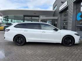 Volkswagen Passat (2025) thumbnail 15
