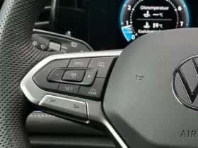Volkswagen Passat (2025) thumbnail 21