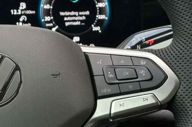 Volkswagen Passat (2025) thumbnail 22